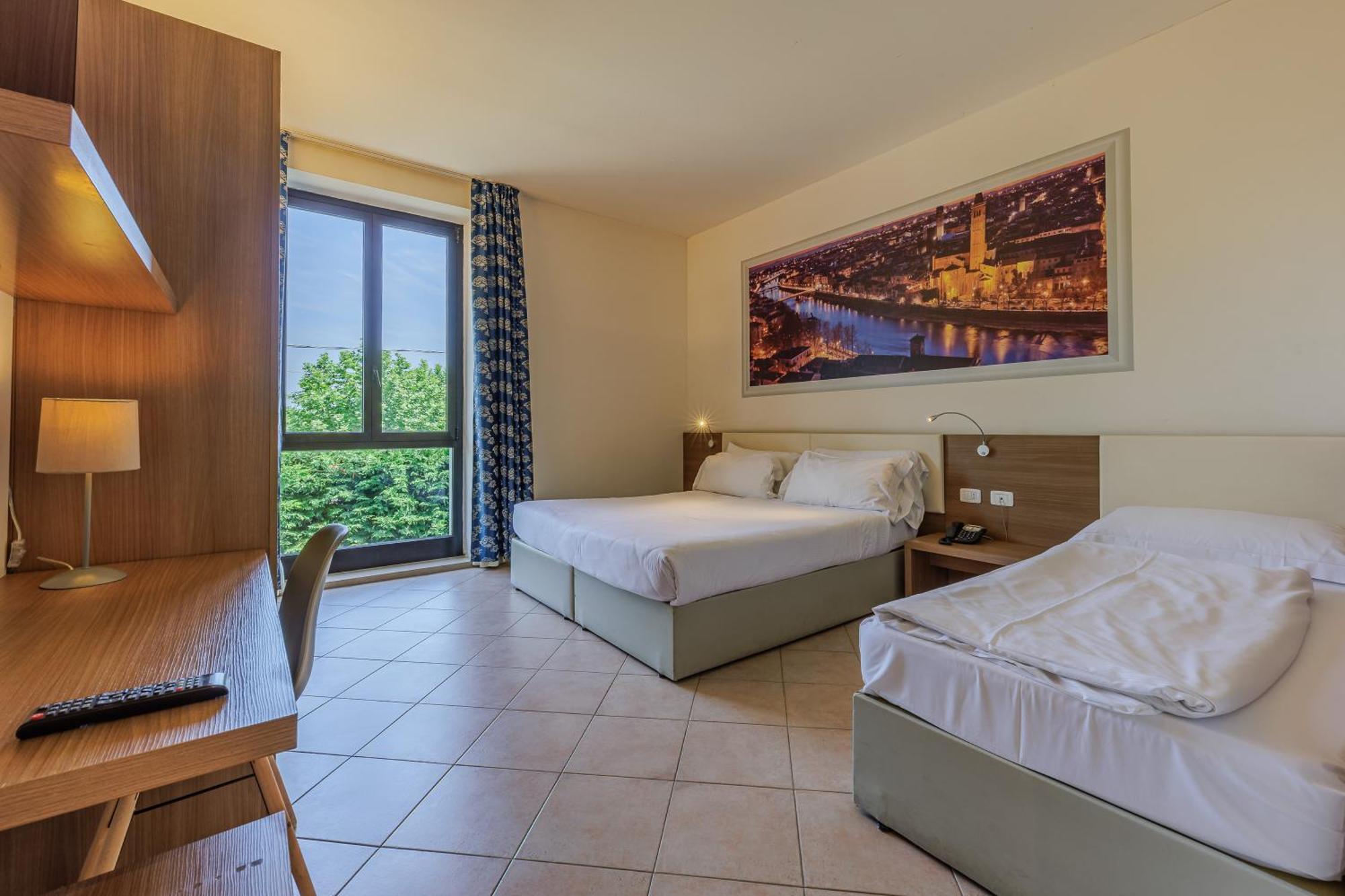 Hotel Ristorante Al Fiore Peschiera del Garda Esterno foto