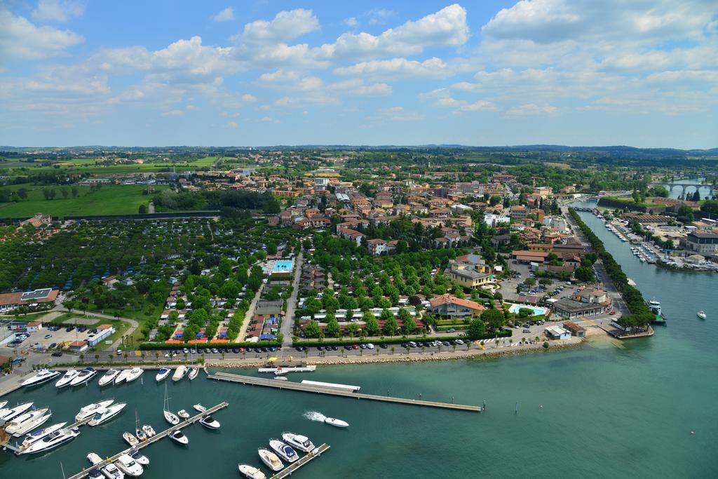 Hotel Ristorante Al Fiore Peschiera del Garda Esterno foto